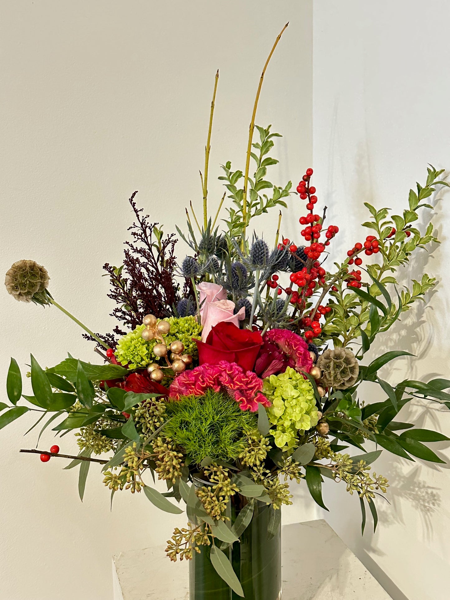 Merry Friendsmas Arrangement