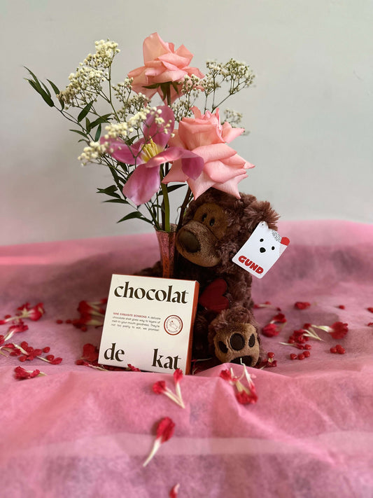 Mini Sweet Tooth Valentine's Bundle