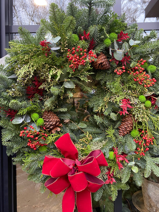 Grand Traditional Evergreen Wreath with Bow