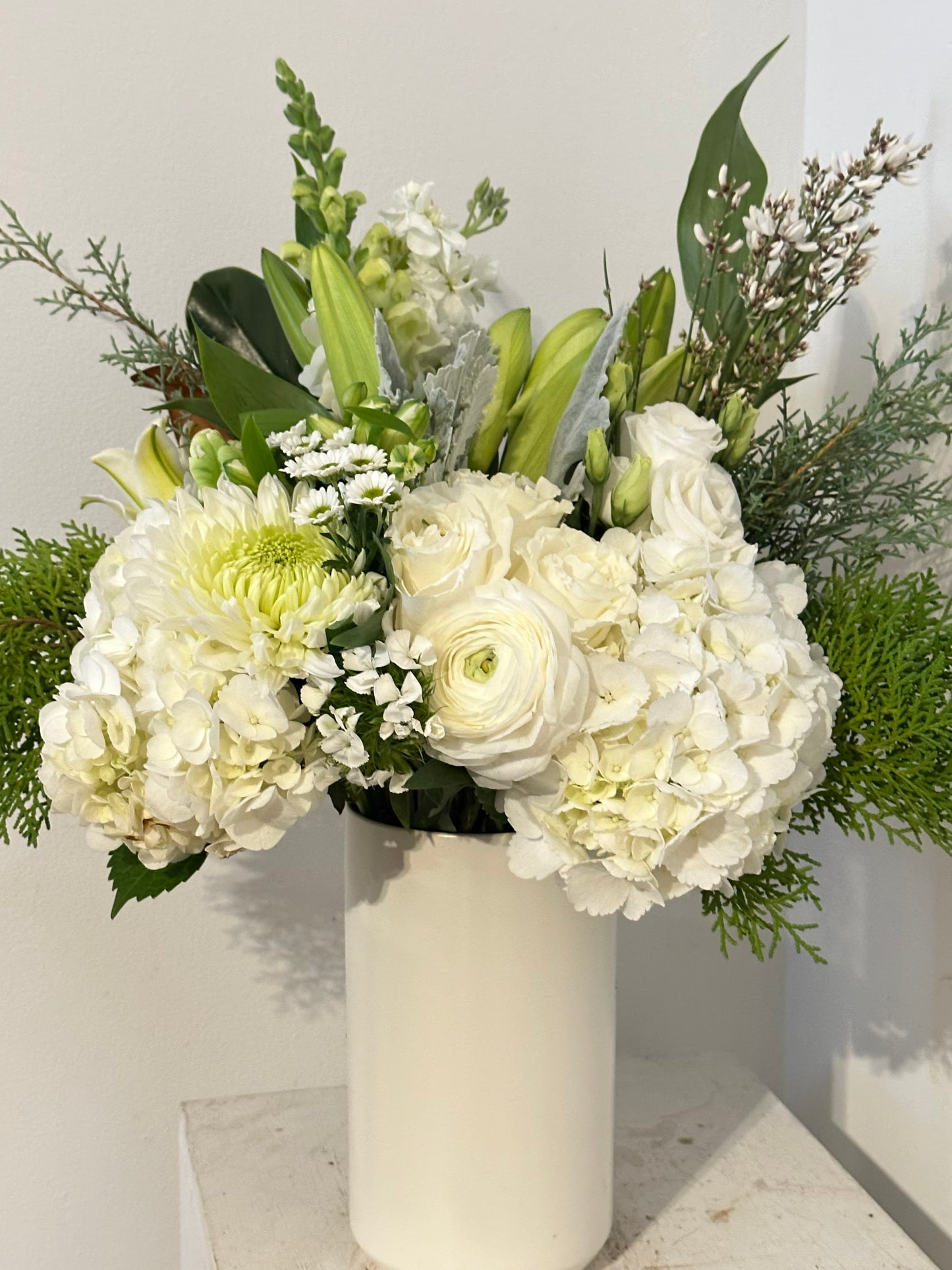 Star of Winter Arrangement